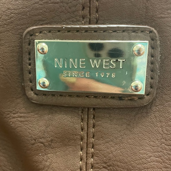 Brown studded Nine West purse with tons of storage space! - Picture 2 of 4